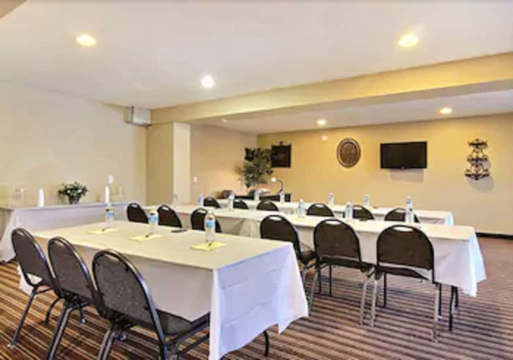 אלבוקרקי Suburban Studios East מראה חיצוני תמונה